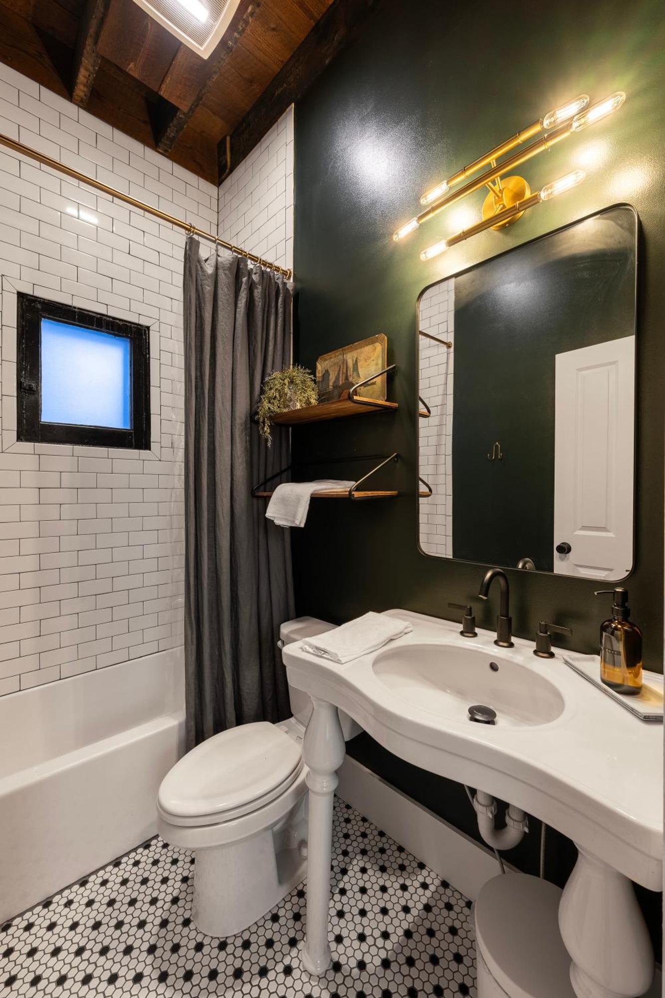 The Corner Brick House Villa โควิงตัน ภายนอก รูปภาพ